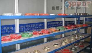 五金工具供应链的基石 批发供应的泵管轧箍、法兰、弯管与日用百货